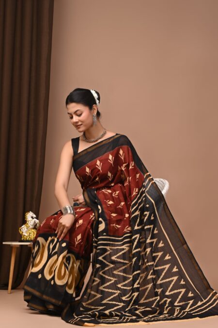 Trending Chanderi Cotton Zari Border Saree - Red for women
